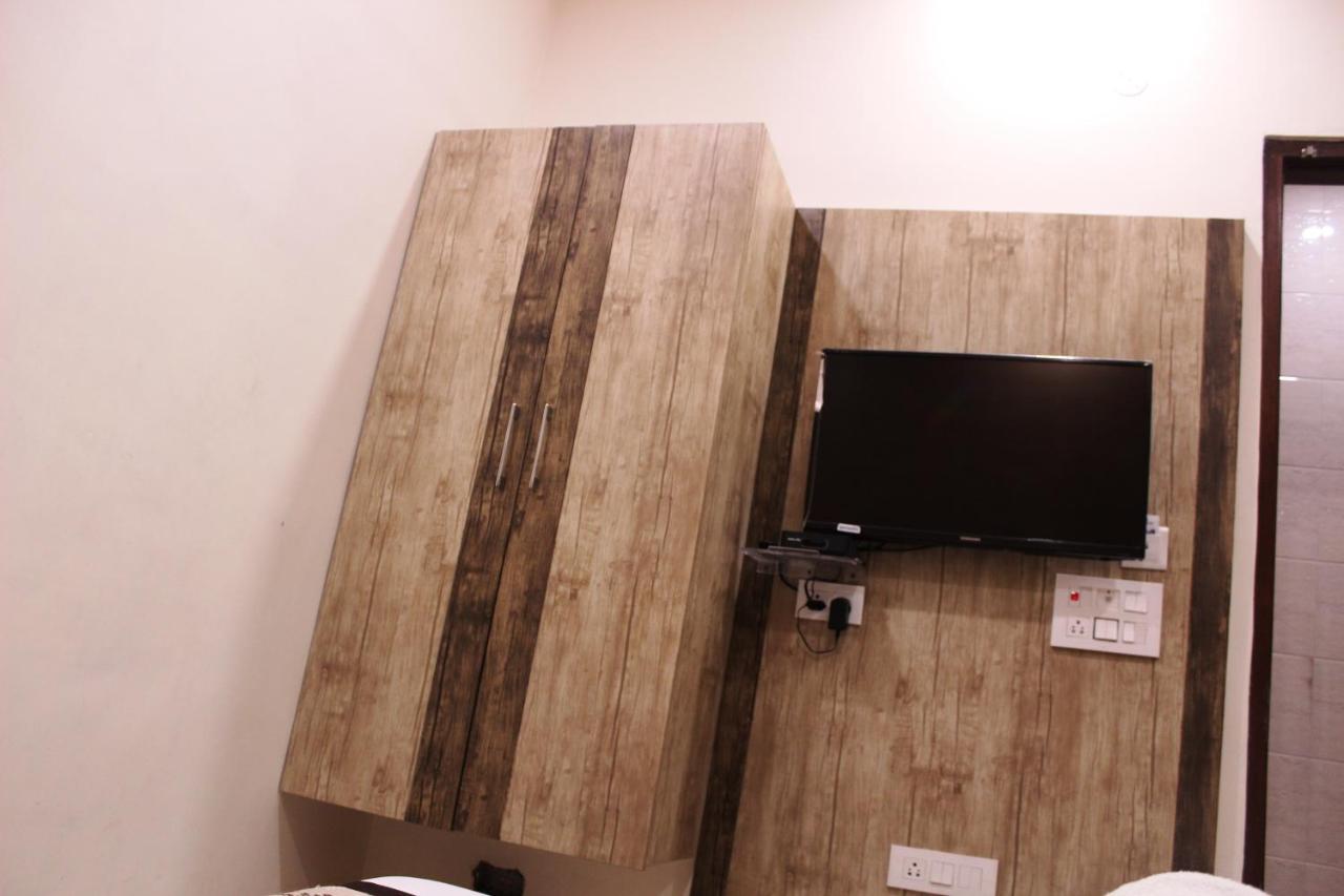 Shree Krishna Hotels Amritsar Eksteriør bilde