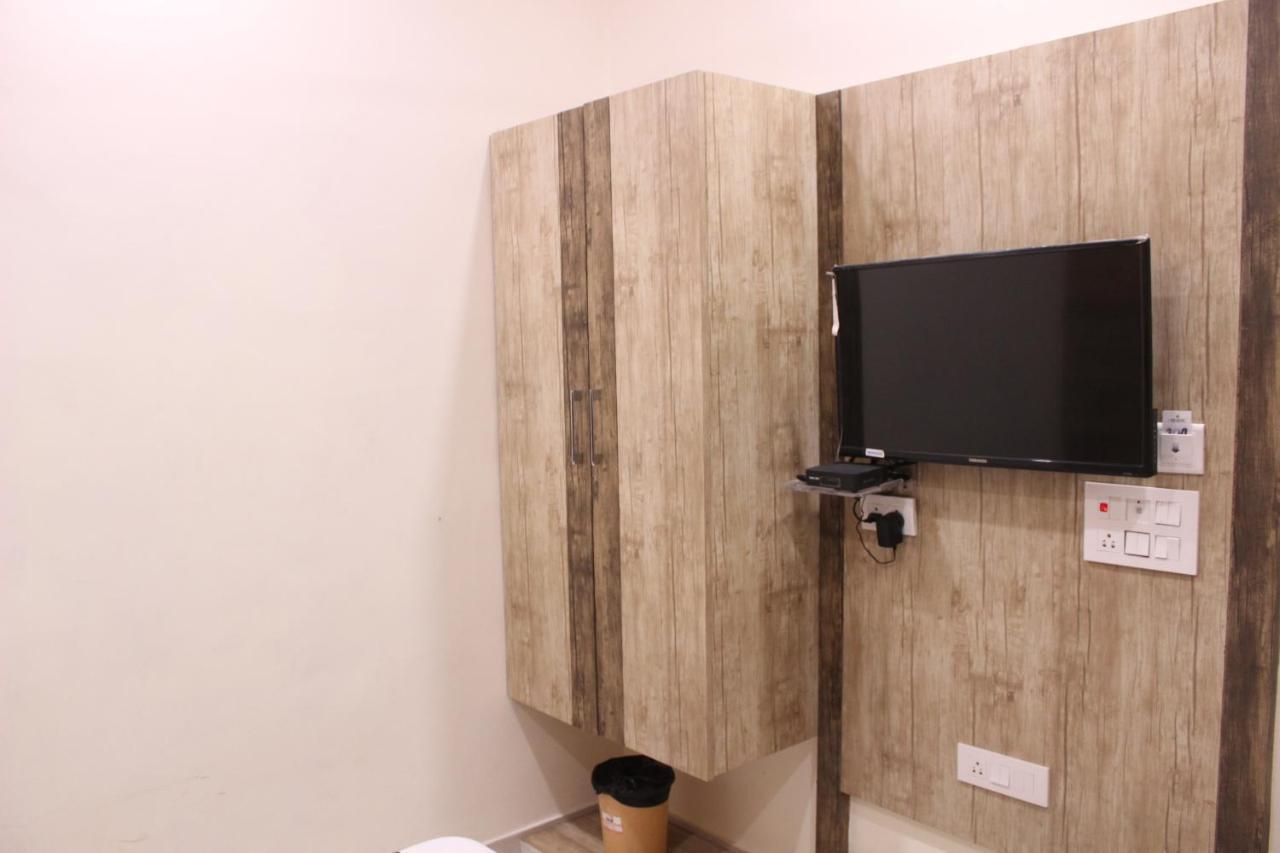 Shree Krishna Hotels Amritsar Eksteriør bilde